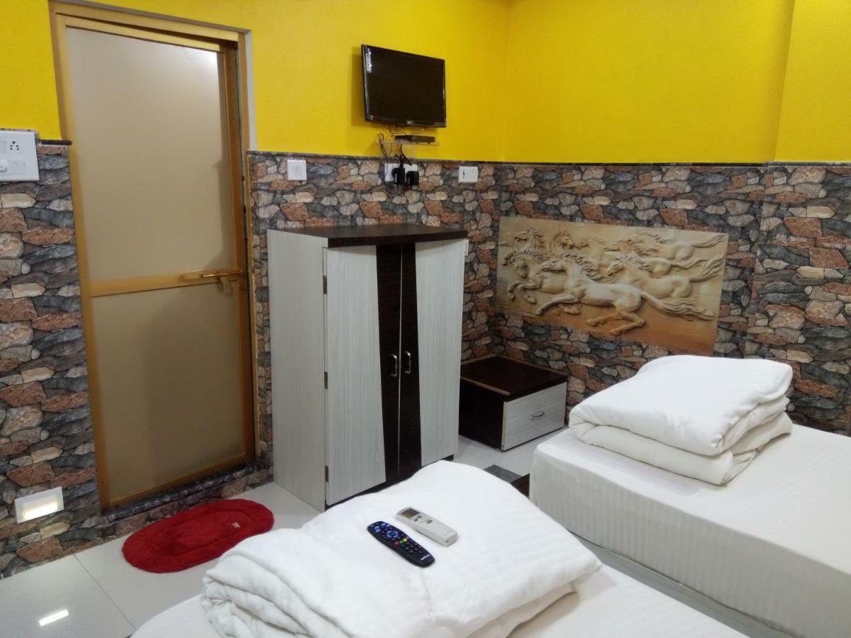 Hotel Bachchan Palace Βαρανάσι Εξωτερικό φωτογραφία